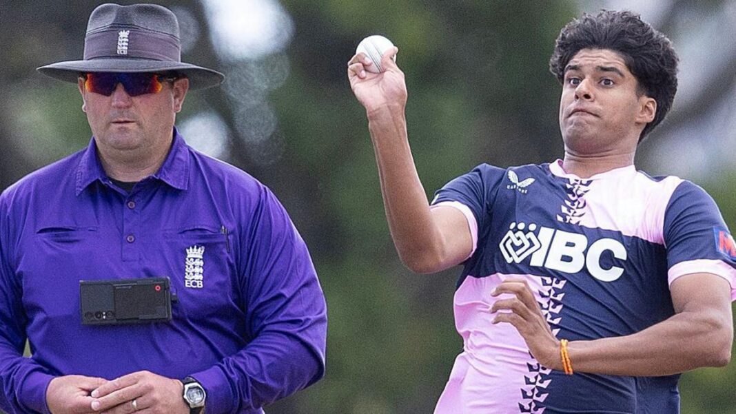 Middlesex seamers rout hapless Glamorgan Middlesex seamers rout hapless Glamorgan