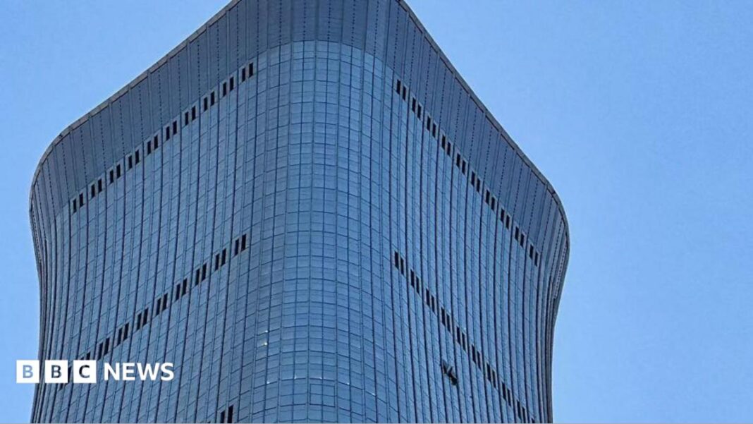 China says pilot crashed small plane into skyscraper for ‘personal reasons’ China says pilot crashed small plane into skyscraper for ‘personal reasons’