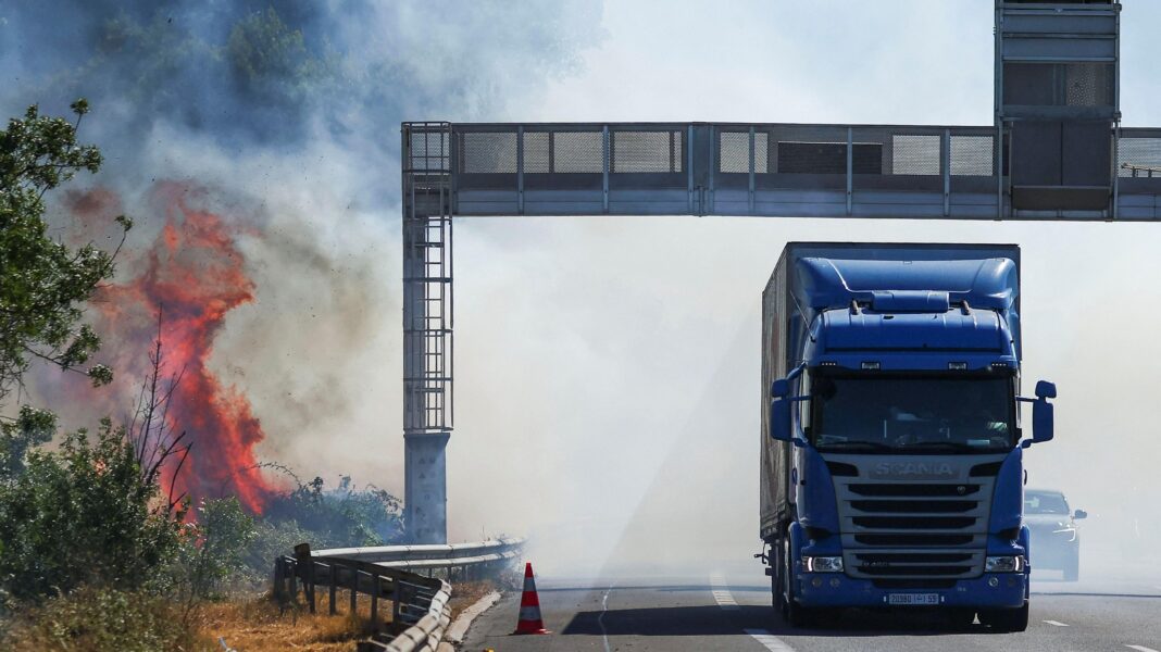 Wildfire in southern France forces evacuation of 10,000 people Wildfire in southern France forces evacuation of 10,000 people