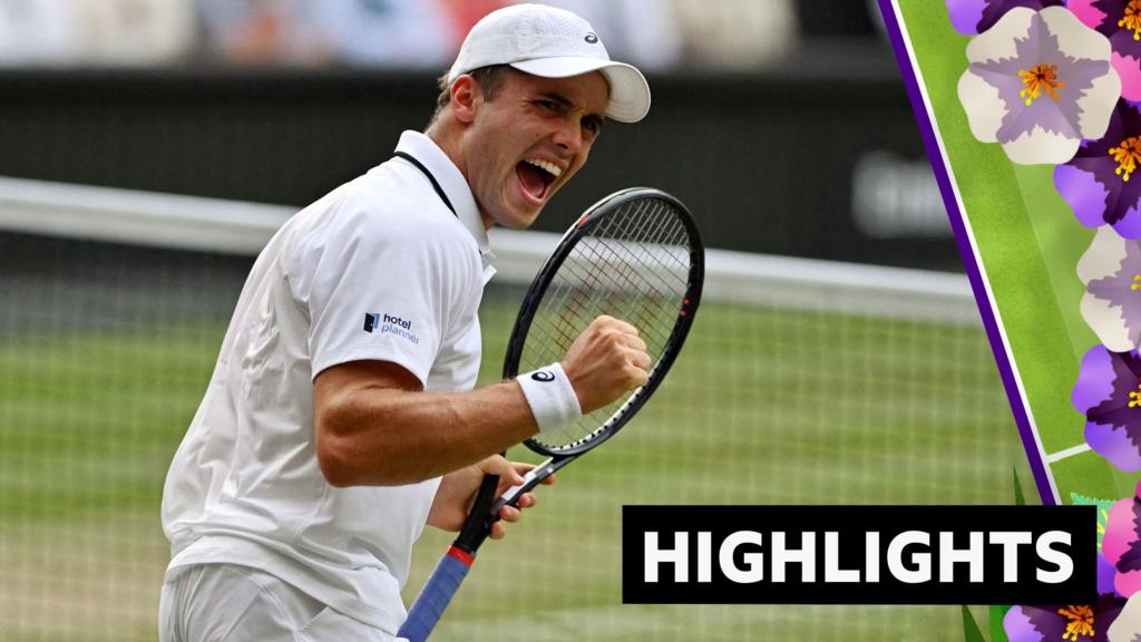 Fery stuns Dimitrov in five-set battle to reach quarter-finals Fery stuns Dimitrov in five-set battle to reach quarter-finals