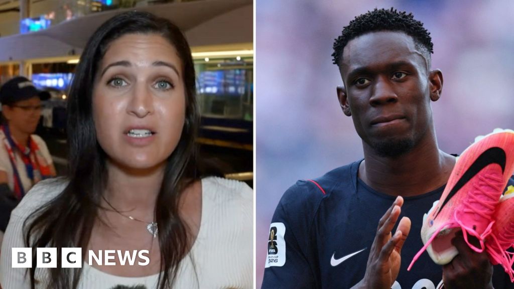 Fans react to US loss after red card drama Fans react to US loss after red card drama
