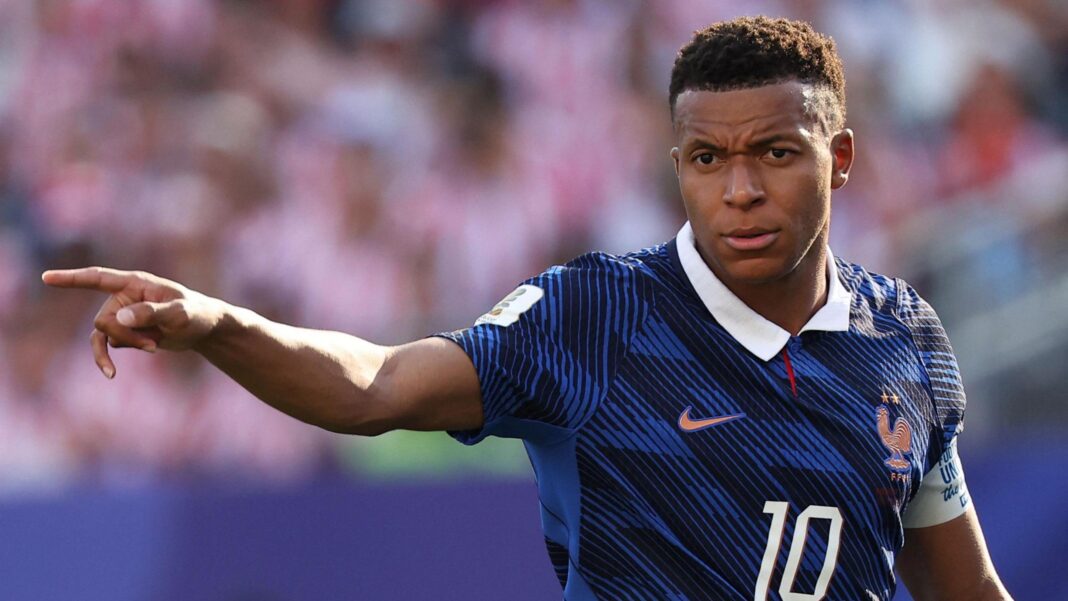 Mbappe condemns racist posts from Paraguay senator Mbappe condemns racist posts from Paraguay senator