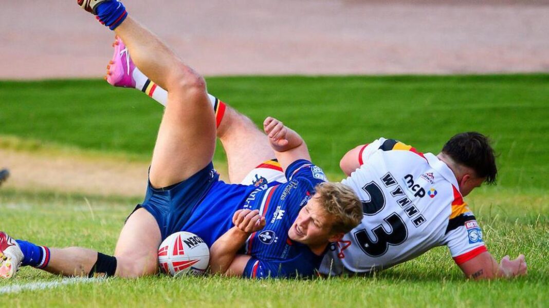 Wakefield go second with gritty win over Bradford Wakefield go second with gritty win over Bradford