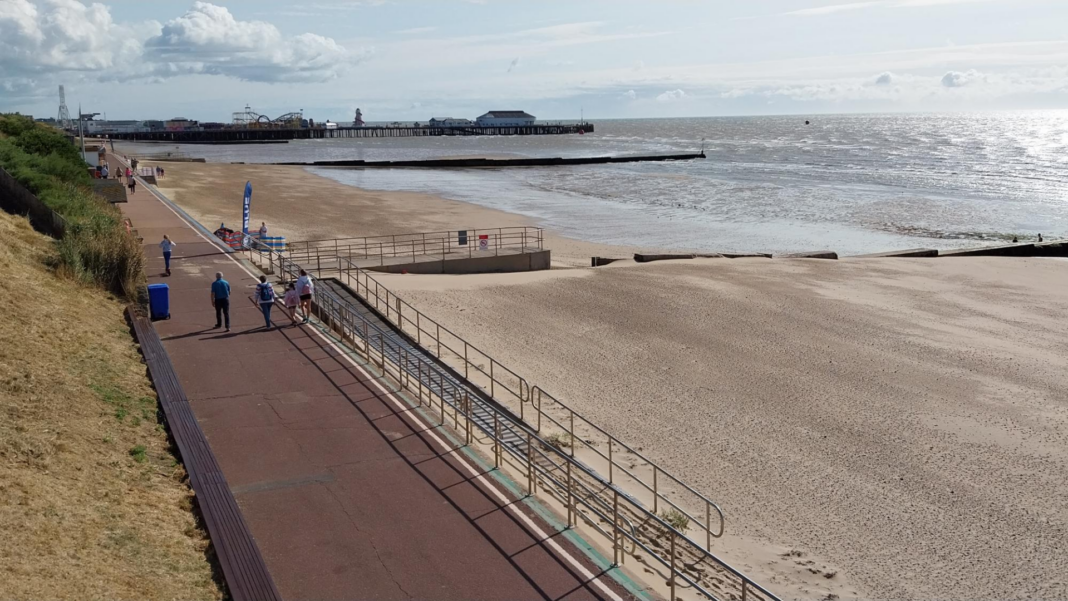 Man in critical condition after sea rescue Man in critical condition after sea rescue