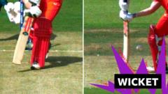 ‘A crushing blow’ – Knight goes as Australia control World Cup final ‘A crushing blow’ – Knight goes as Australia control World Cup final