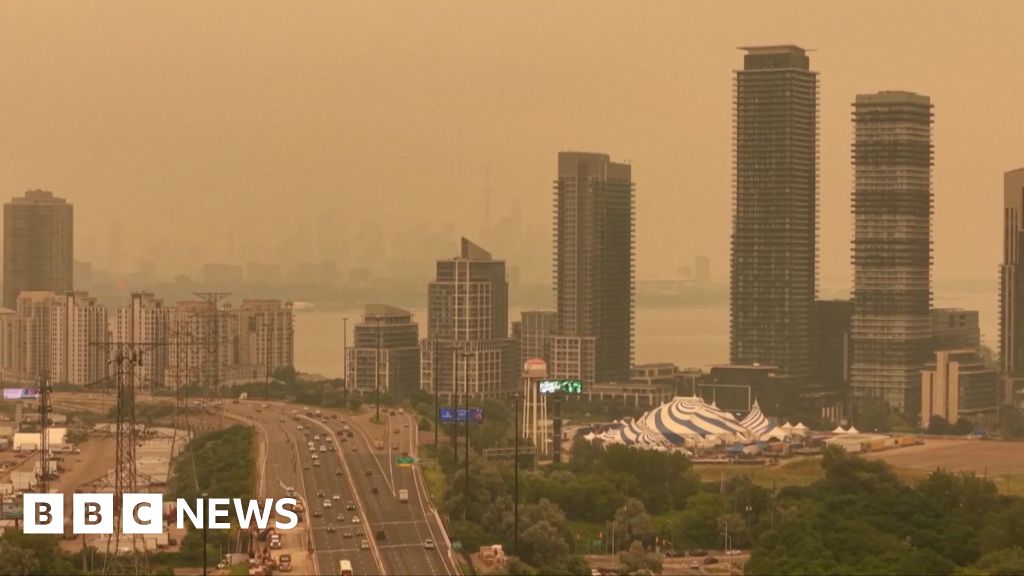 Orange haze from Canada wildfires seen in Ontario and northern US Orange haze from Canada wildfires seen in Ontario and northern US