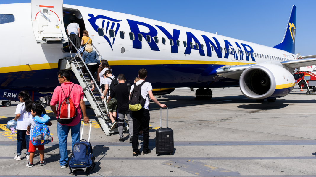 Passenger ‘nearly sucked out of window mid-air’ on Ryanair plane Passenger ‘nearly sucked out of window mid-air’ on Ryanair plane