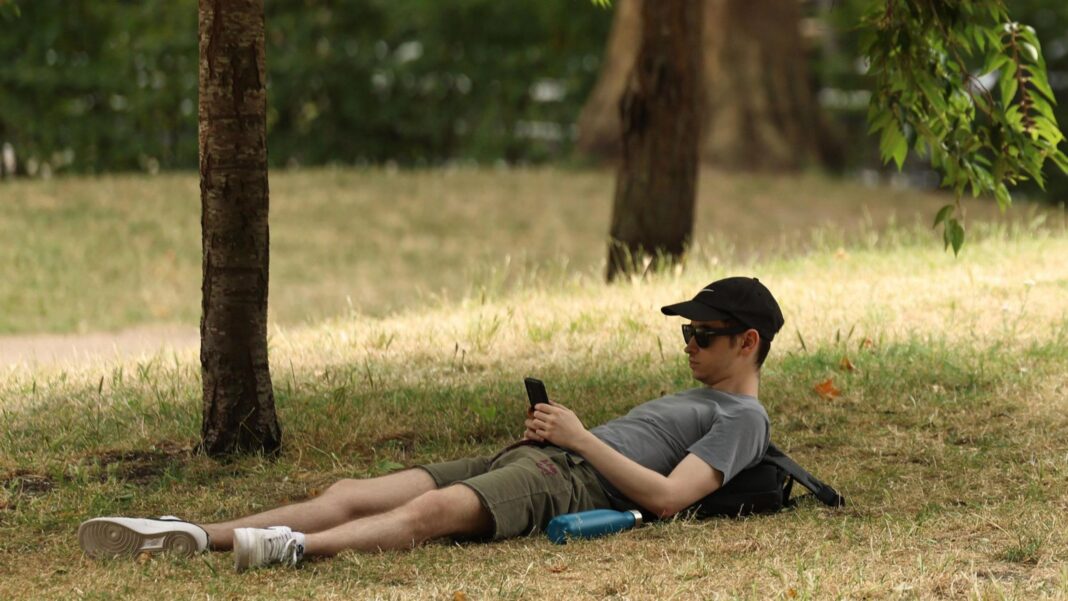 Second half of summer to bring chances for rain but heatwave threat persists Second half of summer to bring chances for rain but heatwave threat persists