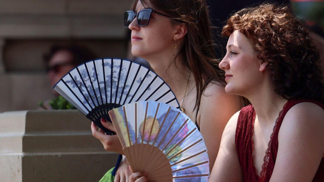 No significant rain forecast for at least a week as UK heatwave continues No significant rain forecast for at least a week as UK heatwave continues