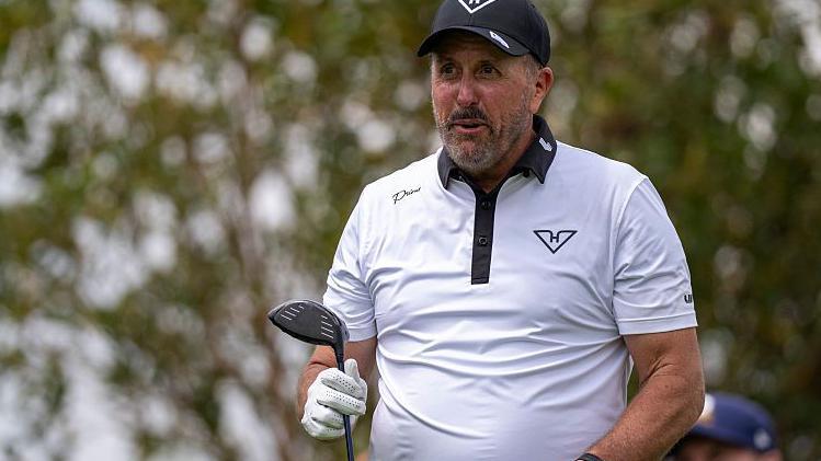 Mickelson denies new misconduct allegations Mickelson denies new misconduct allegations