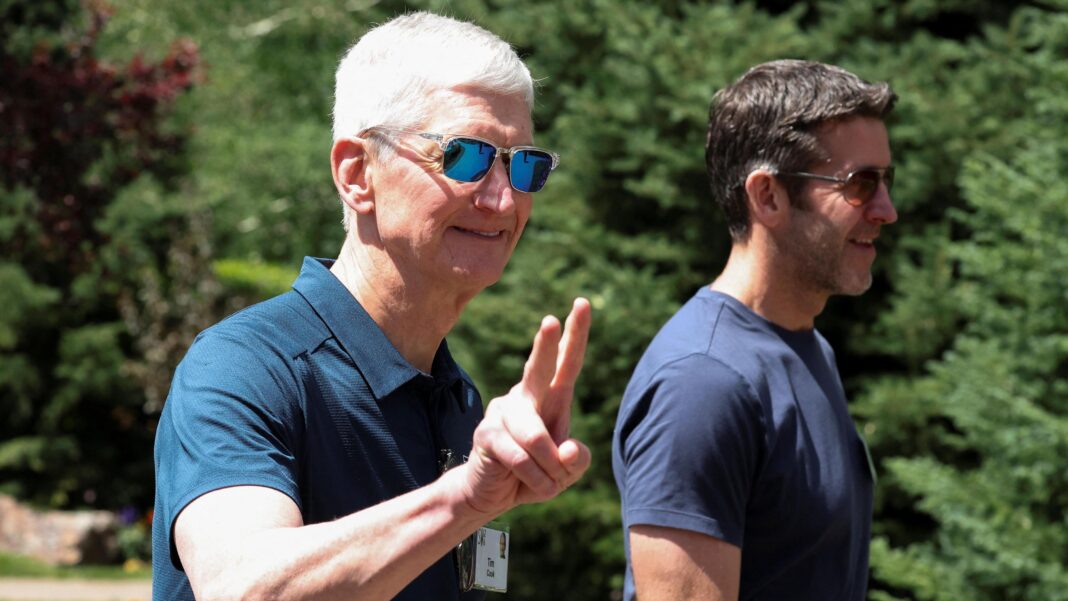 Apple sues OpenAI, its employees claiming theft of trade secrets Apple sues OpenAI, its employees claiming theft of trade secrets