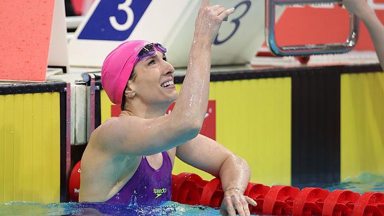 Firth breaks own S14 100m backstroke world record Firth breaks own S14 100m backstroke world record