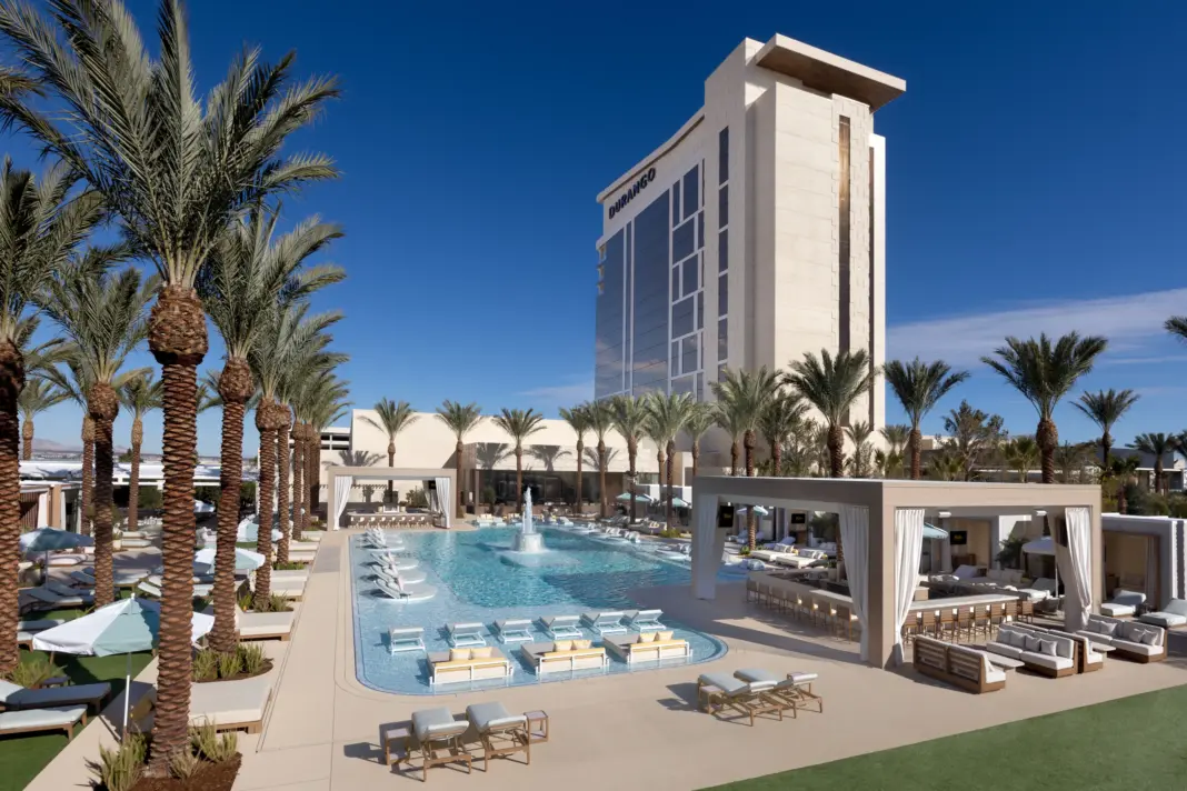 17 Best Pools in Las Vegas to Beat the Desert Heat 17 Best Pools in Las Vegas to Beat the Desert Heat