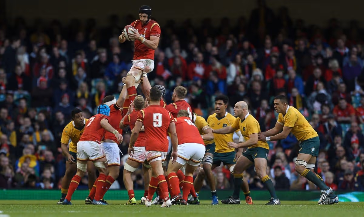 Luke Charteris
