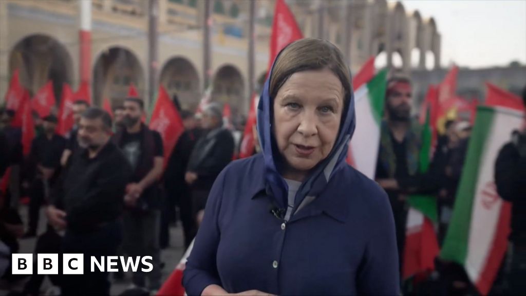 Emotion and politics merge in Tehran at funeral of former supreme leader Emotion and politics merge in Tehran at funeral of former supreme leader