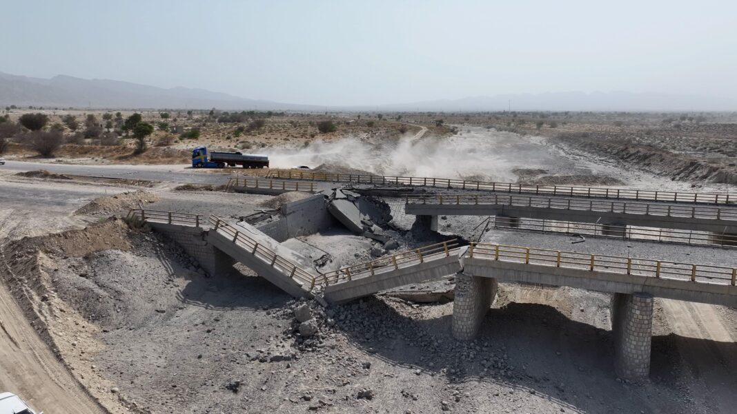 US strikes hit Iran for seventh consecutive night US strikes hit Iran for seventh consecutive night
