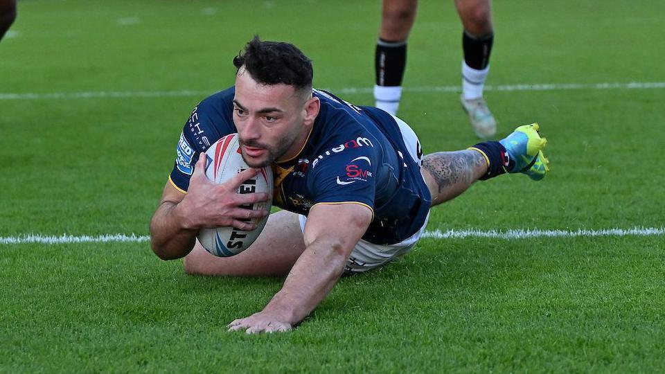 Connor stars as pacesetting Leeds thrash Toulouse Connor stars as pacesetting Leeds thrash Toulouse