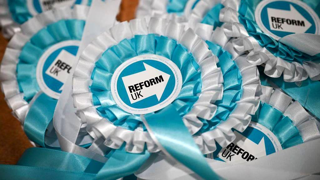 Met police investigating Reform over election donations – reports Met police investigating Reform over election donations – reports