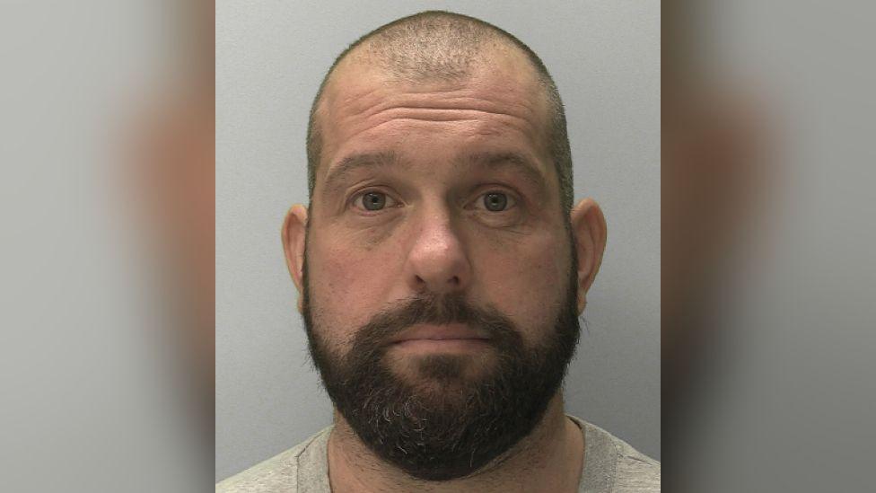 Four deaths at homeless shelter linked to serial killer to be reviewed Four deaths at homeless shelter linked to serial killer to be reviewed