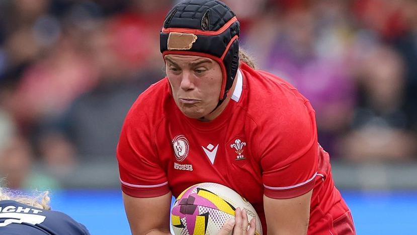Wales hooker Phillips moves to Exeter Wales hooker Phillips moves to Exeter