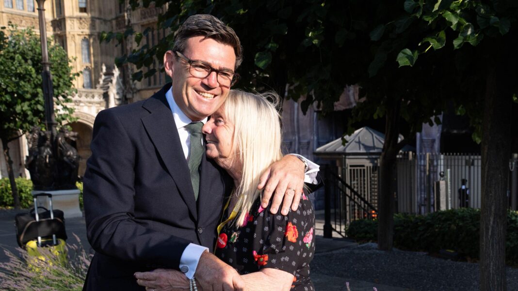 Mayor hails ‘Scouse mums’ for Hillsborough Law fight Mayor hails ‘Scouse mums’ for Hillsborough Law fight