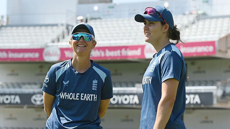 England coach Charlotte Edwards and captain Nat Sciver-Brunt