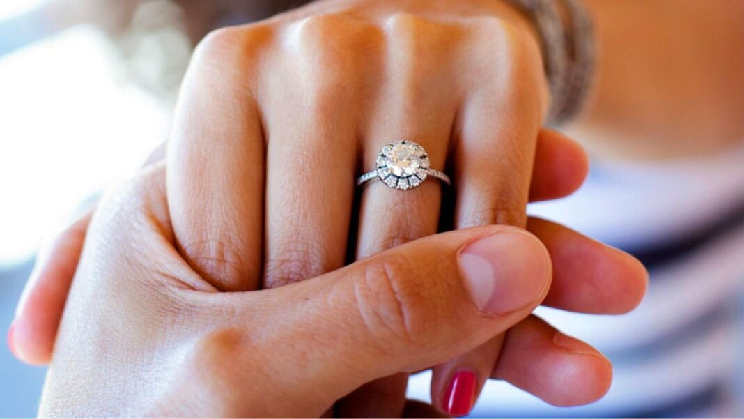 Diamond giant De Beers halts work at flagship South African mine as demand plummets Diamond giant De Beers halts work at flagship South African mine as demand plummets