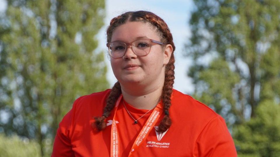 Flesh-eating disease could not stop Bowen’s dream Flesh-eating disease could not stop Bowen’s dream