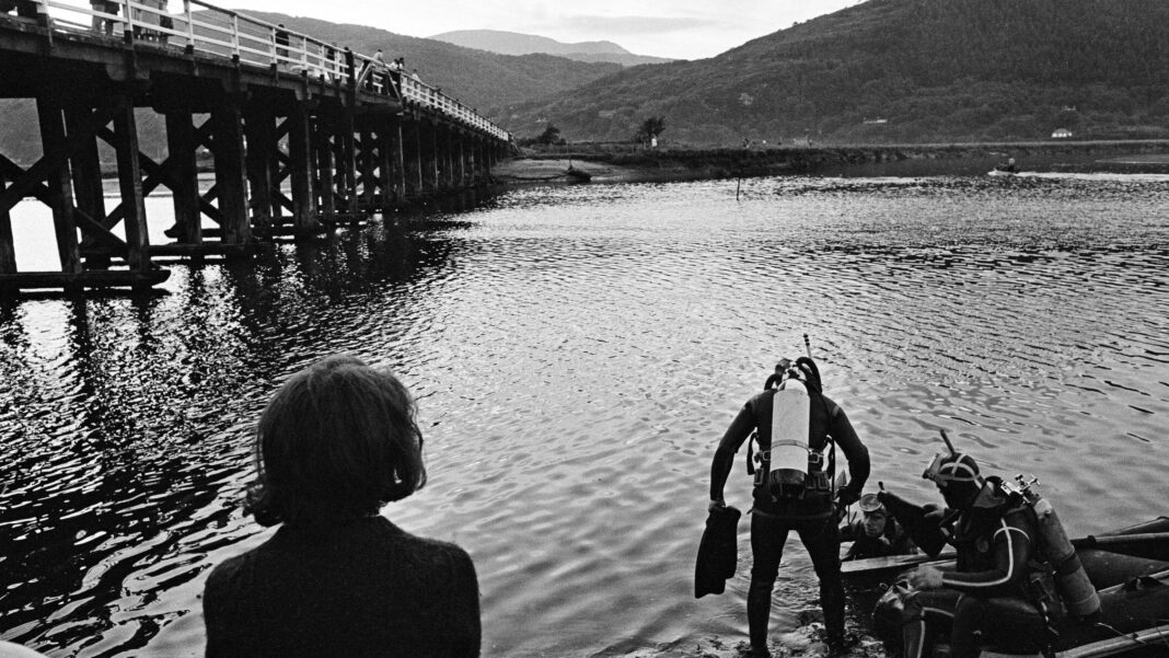 My entire family went on a boat trip that they never returned from My entire family went on a boat trip that they never returned from