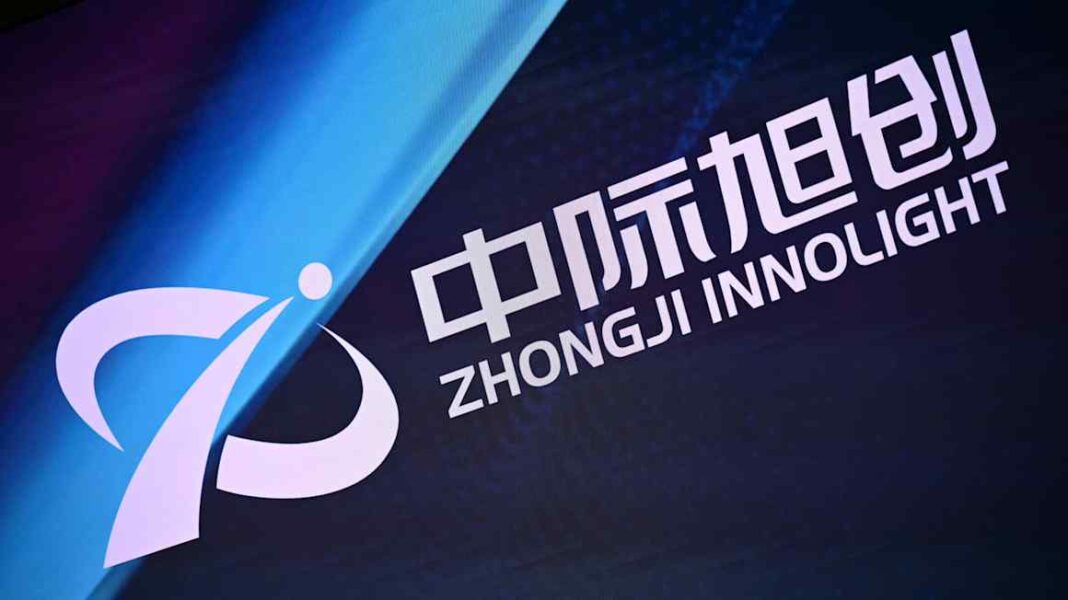 Winner of US-China AI rivalry falls 10% in Hong Kong debut Winner of US-China AI rivalry falls 10% in Hong Kong debut