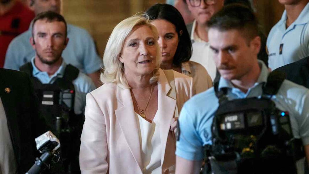 French far-right leader Marine Le Pen says she will run for president French far-right leader Marine Le Pen says she will run for president