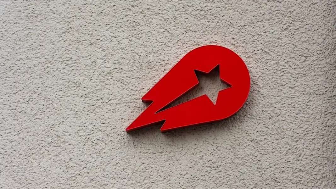 Uber nears €12.5bn deal to acquire Delivery Hero Uber nears €12.5bn deal to acquire Delivery Hero