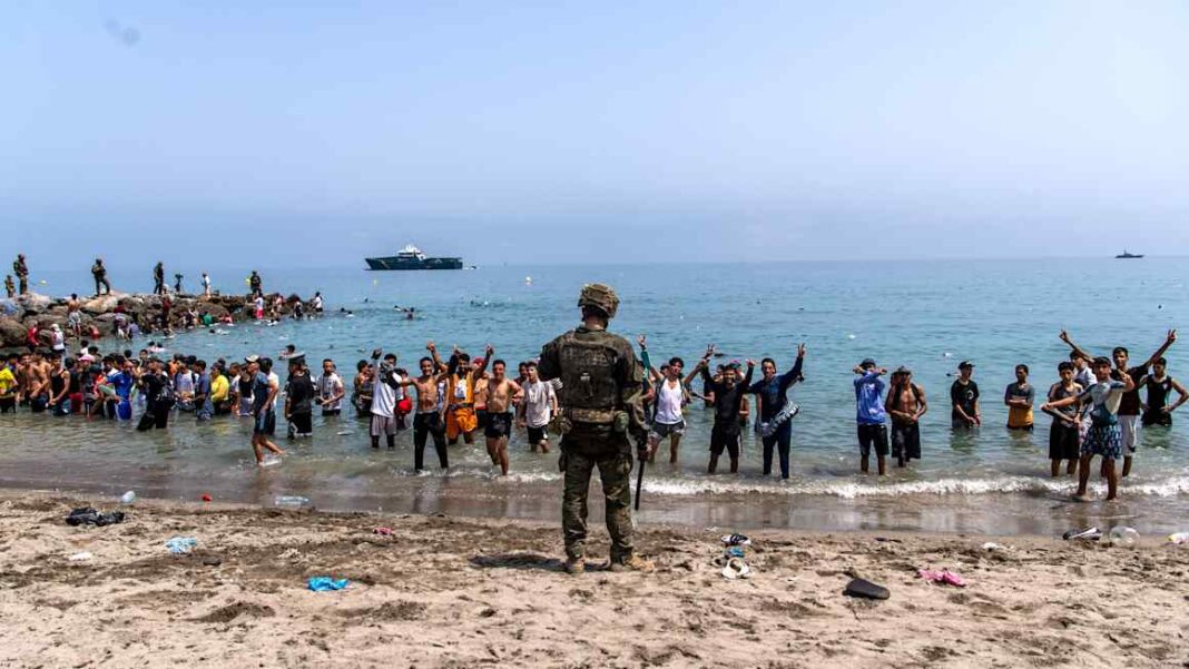 How 60,000 people swam to Spanish territory How 60,000 people swam to Spanish territory