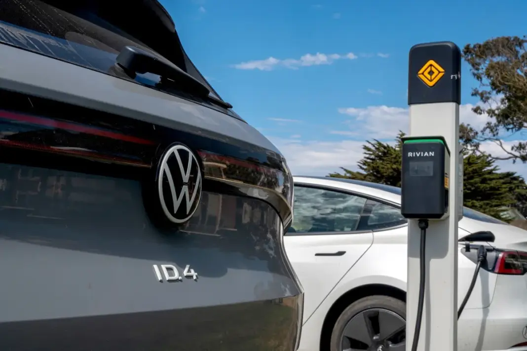 Volkswagen engineers charged with insider trading tied to Rivian joint venture Volkswagen engineers charged with insider trading tied to Rivian joint venture