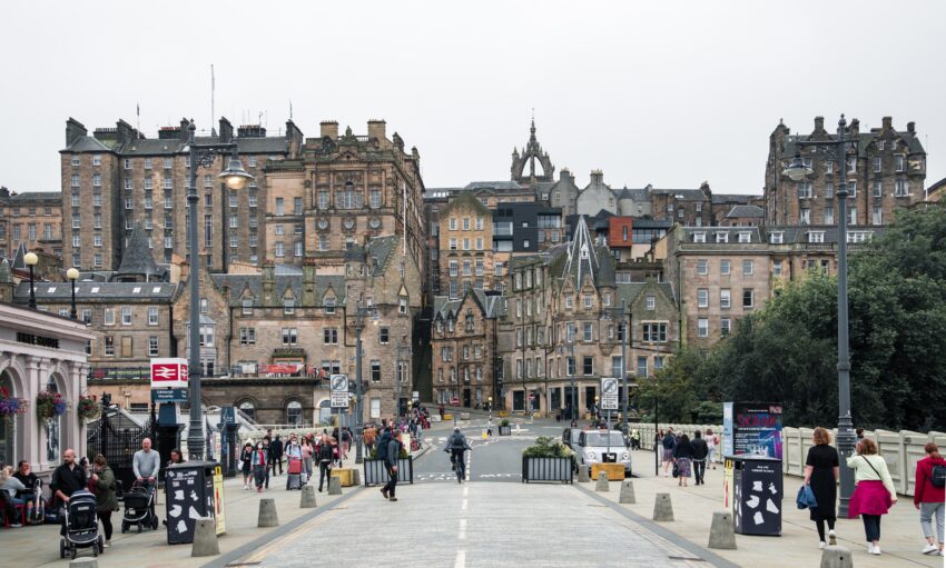 Festival Fever in Edinburgh: August to December Events & Group Travel Guide Festival Fever in Edinburgh: August to December Events & Group Travel Guide