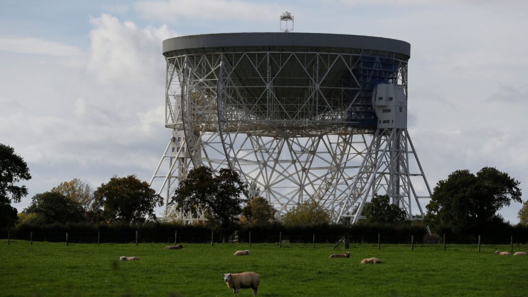 UK’s largest telescope could be shut down after funding cut UK’s largest telescope could be shut down after funding cut