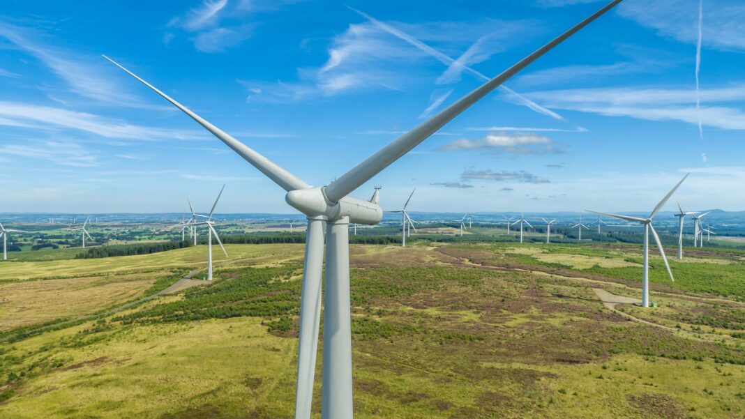 UK’s largest onshore windfarm plans to double capacity with taller turbines UK’s largest onshore windfarm plans to double capacity with taller turbines