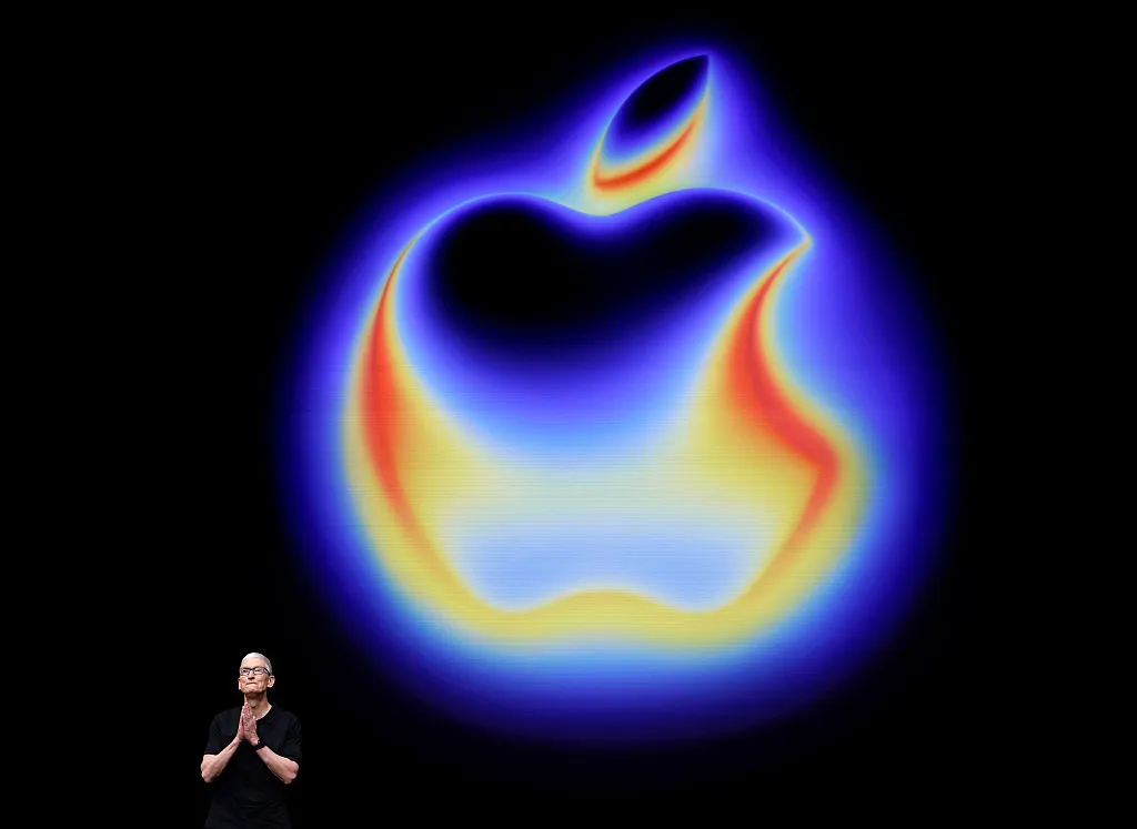Can Apple make smart glasses that aren’t a constant privacy threat? Can Apple make smart glasses that aren’t a constant privacy threat?
