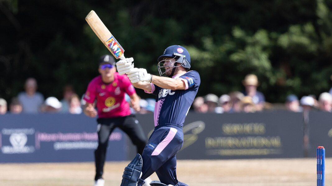Lancs, Yorks, Durham & Notts reach One-Day Cup knockouts as Flintoff hits first ton Lancs, Yorks, Durham & Notts reach One-Day Cup knockouts as Flintoff hits first ton