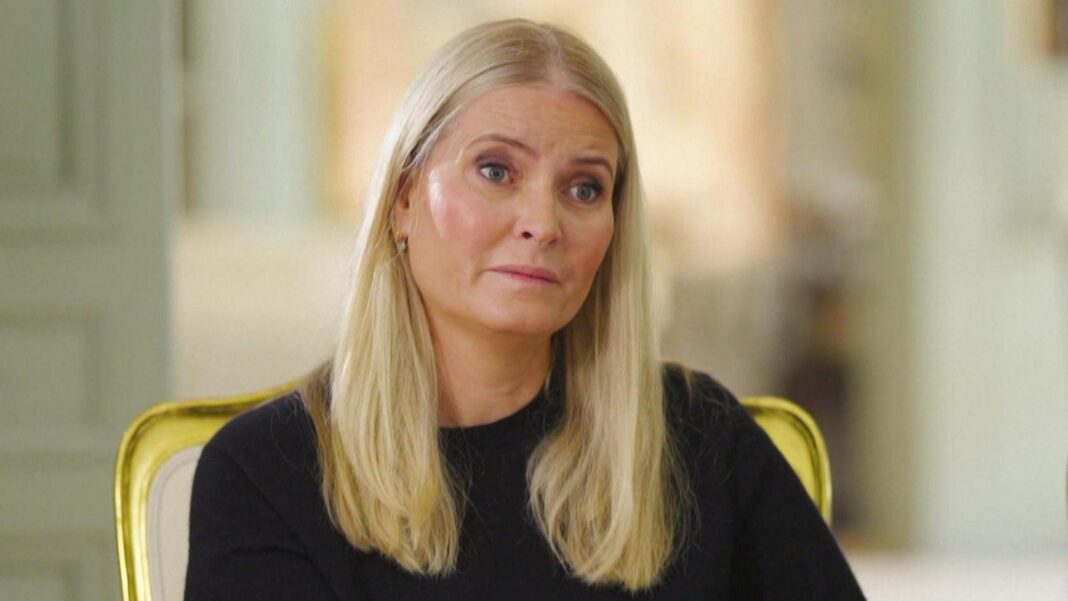 Norway’s king admitted to hospital and put on sick leave Norway’s king admitted to hospital and put on sick leave
