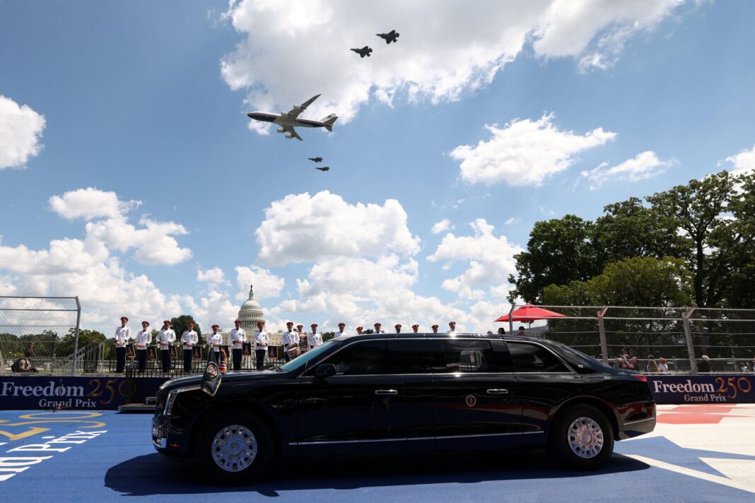 Trump arrives at high-speed IndyCar race through Washington’s streets Trump arrives at high-speed IndyCar race through Washington’s streets