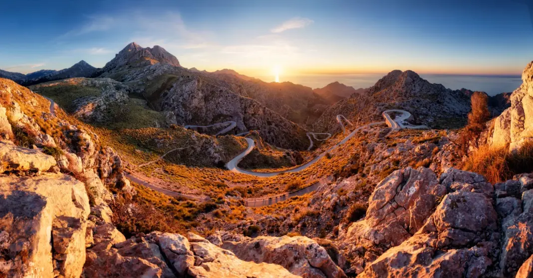 10 Scenic Coastal Road Trips in Europe, From Norway to Croatia 10 Scenic Coastal Road Trips in Europe, From Norway to Croatia