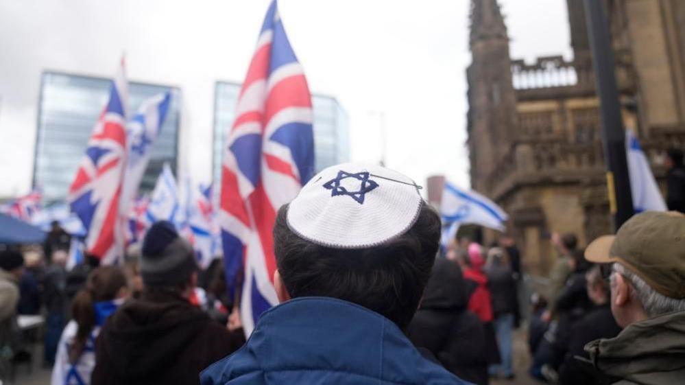 Antisemitic incident reports rise by a fifth in first half of 2026 Antisemitic incident reports rise by a fifth in first half of 2026
