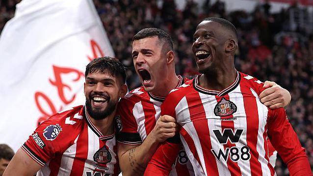 Sunderland players celebrate