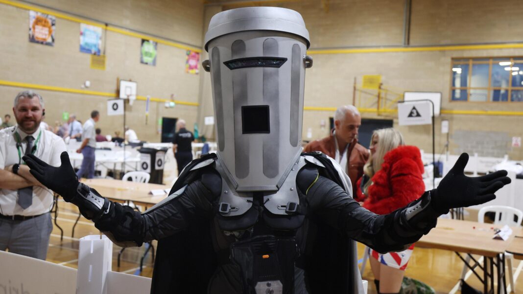 Count Binface to perform at Fringe after by-election defeat Count Binface to perform at Fringe after by-election defeat