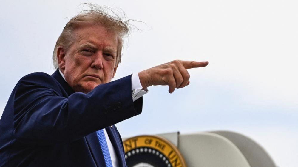 Moroccan king’s letter confirms naming of major highway in honour of Trump Moroccan king’s letter confirms naming of major highway in honour of Trump