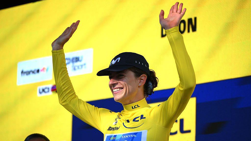 Reusser takes Tour lead with time trial win Reusser takes Tour lead with time trial win