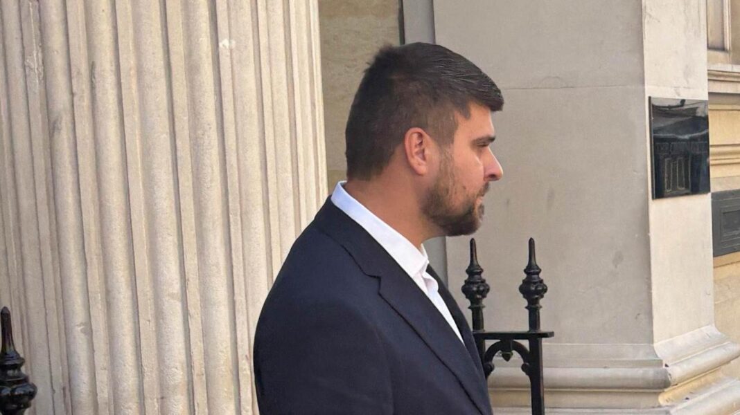 Tinder conman who claimed he was a millionaire jailed for taking £68,000 from victims Tinder conman who claimed he was a millionaire jailed for taking £68,000 from victims