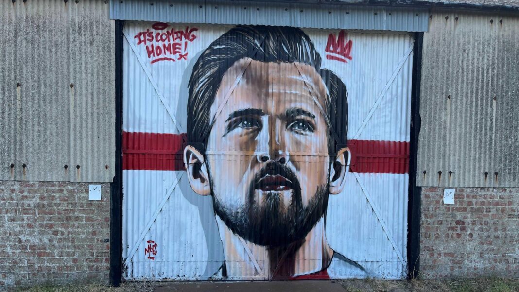 ‘Dragon’ offers street artist advice – and a job ‘Dragon’ offers street artist advice – and a job