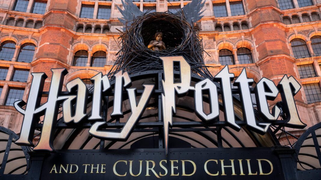 UK’s largest Harry Potter shop comes to London UK’s largest Harry Potter shop comes to London
